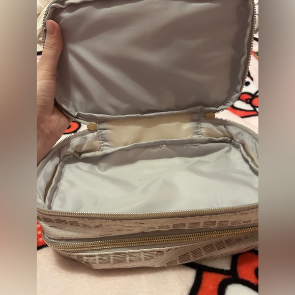 3 Layer Cosmetic Bag!! - Picture 5 of 6